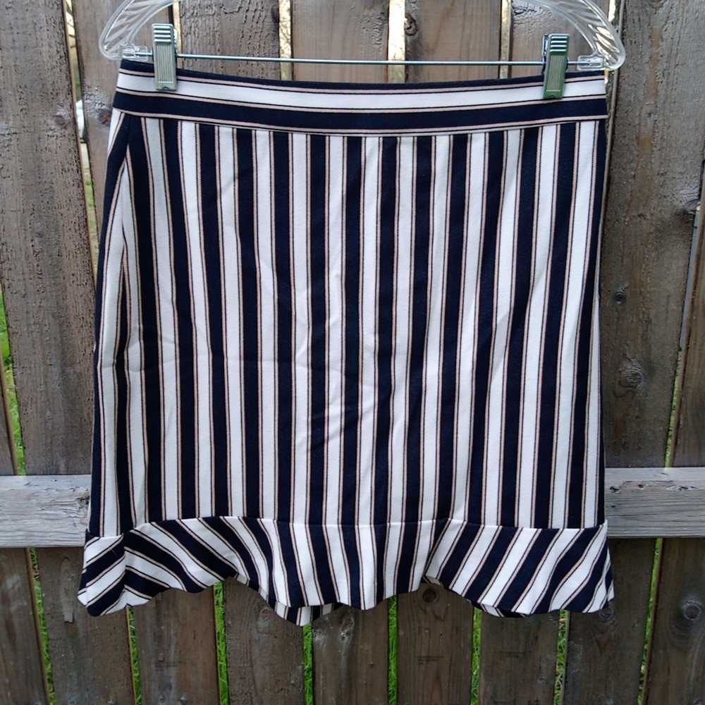 Ann Taylor Striped Ruffle Bottom Skirt Zipper Back